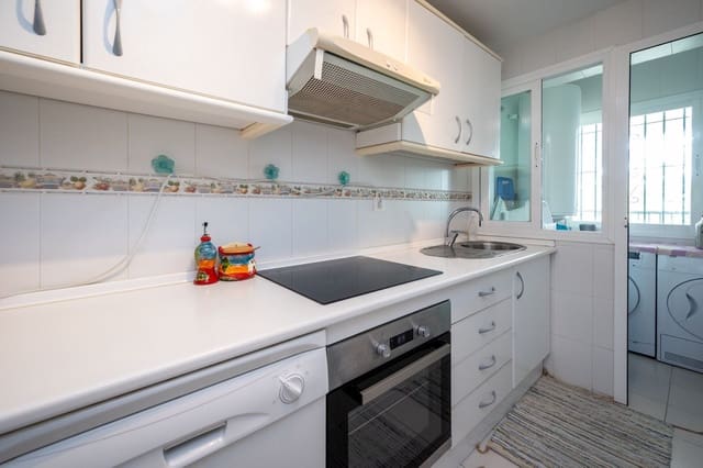3 slaapkamer Appartement te huur in Miraflores, Mijas met zwembad garage - € 2.000 (Ref: 9164260)