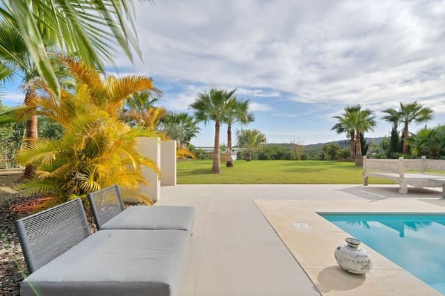 4 soveværelse Villa til salg i La Cala Golf, Mijas med swimmingpool - € 1.950.000 (Ref: 9196810)