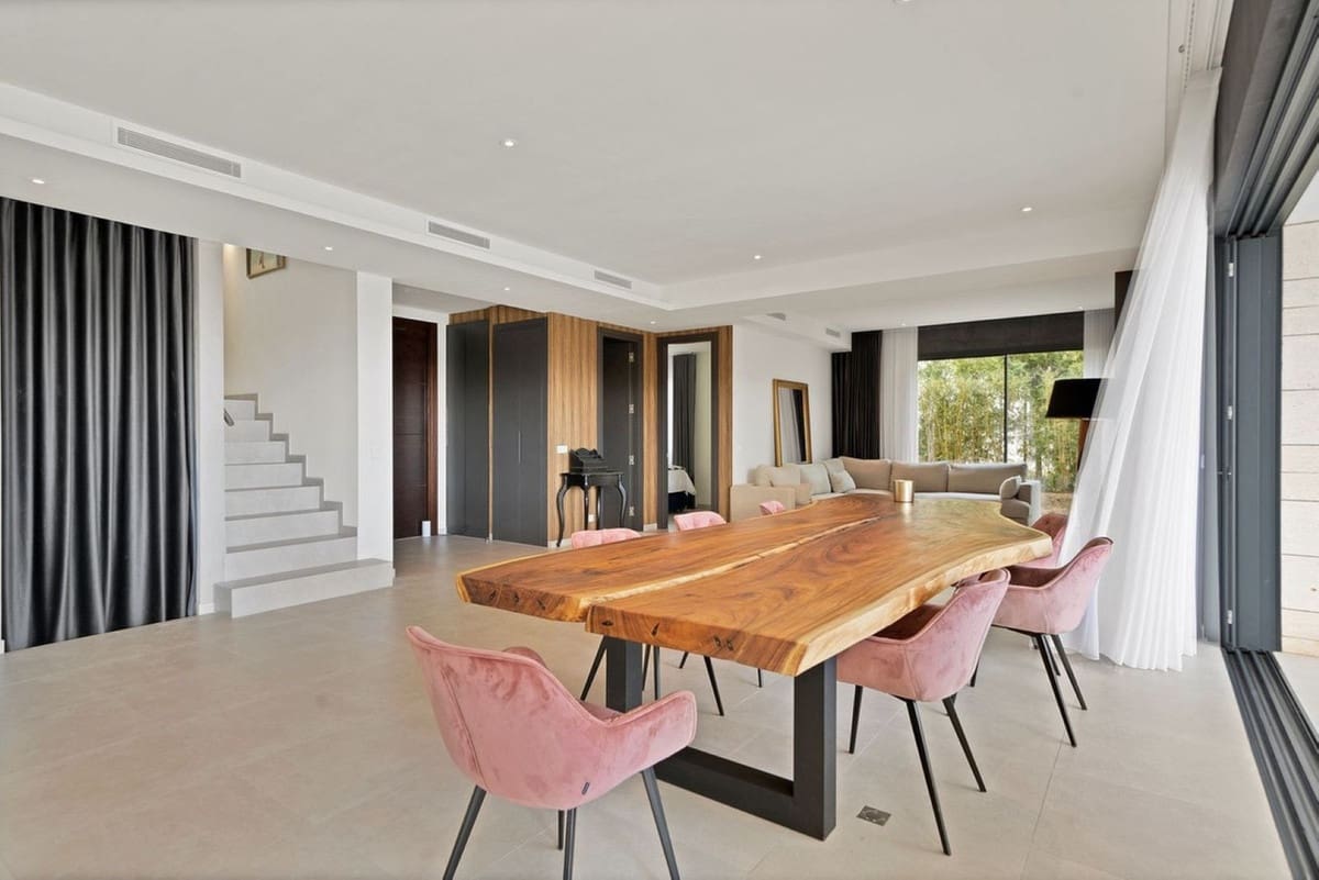 4 soveværelse Villa til salg i La Cala Golf med swimmingpool - € 1.950.000 (Ref: 9196810)