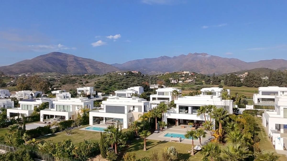 4 soveværelse Villa til salg i La Cala Golf med swimmingpool - € 1.950.000 (Ref: 9196810)