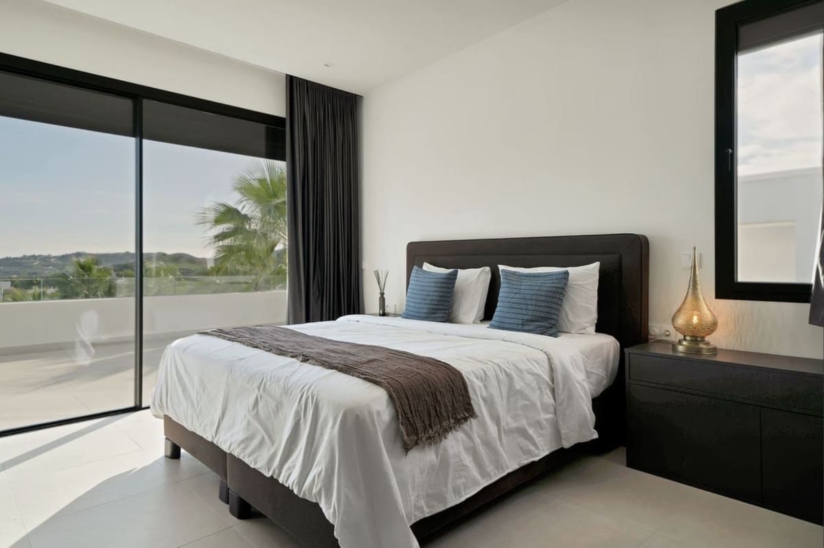 4 quarto Moradia para venda em La Cala Golf com piscina - 1 950 000 € (Ref: 9196810)