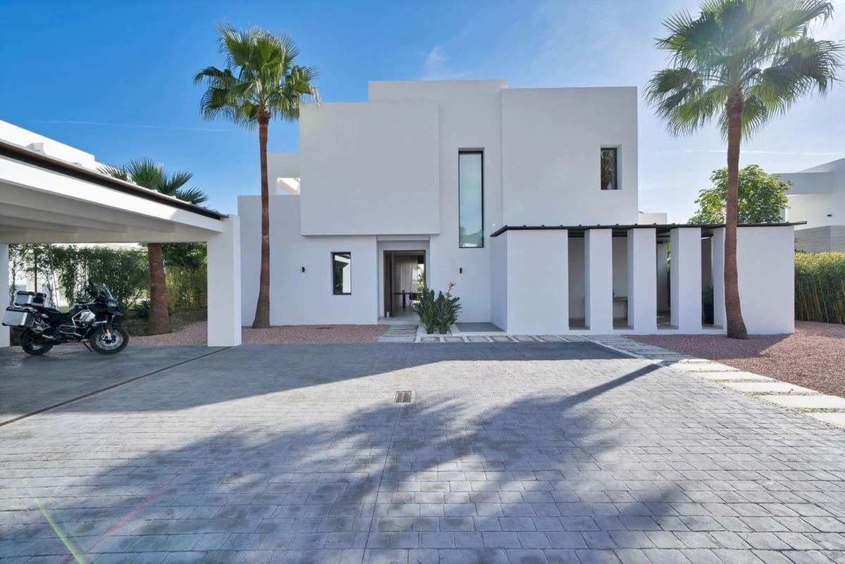 4 soverom Villa til salgs i La Cala Golf med svømmebasseng - € 1 950 000 (Ref: 9196810)