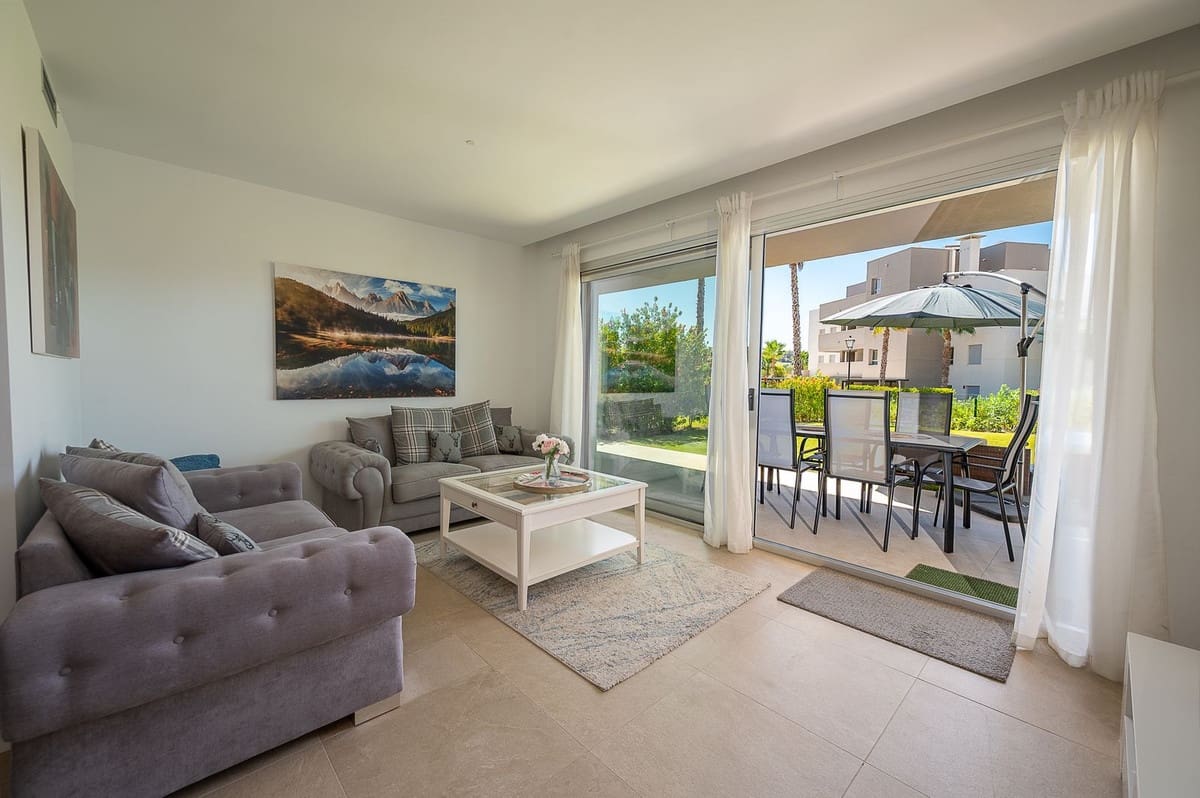 2 soveværelse Lejlighed til salg i La Cala Golf med swimmingpool garage - € 399.000 (Ref: 9223671)