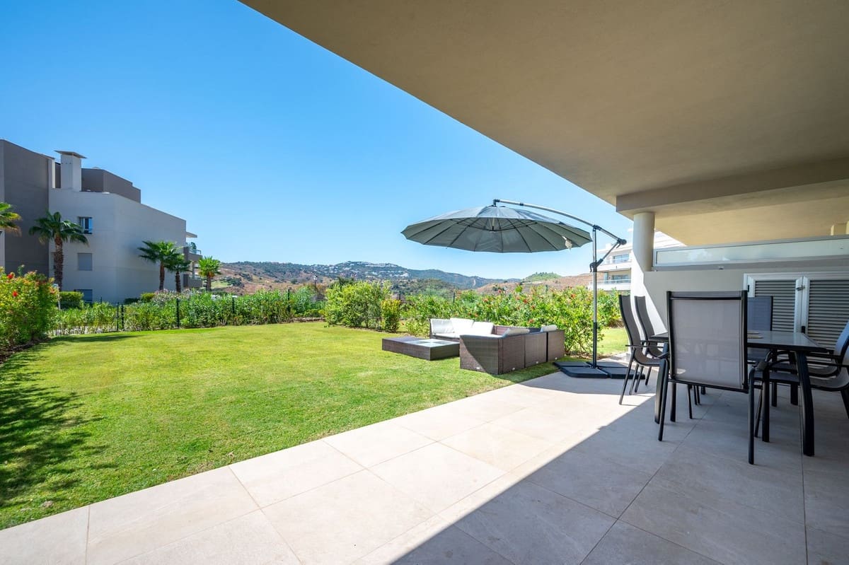 2 soveværelse Lejlighed til salg i La Cala Golf med swimmingpool garage - € 399.000 (Ref: 9223671)