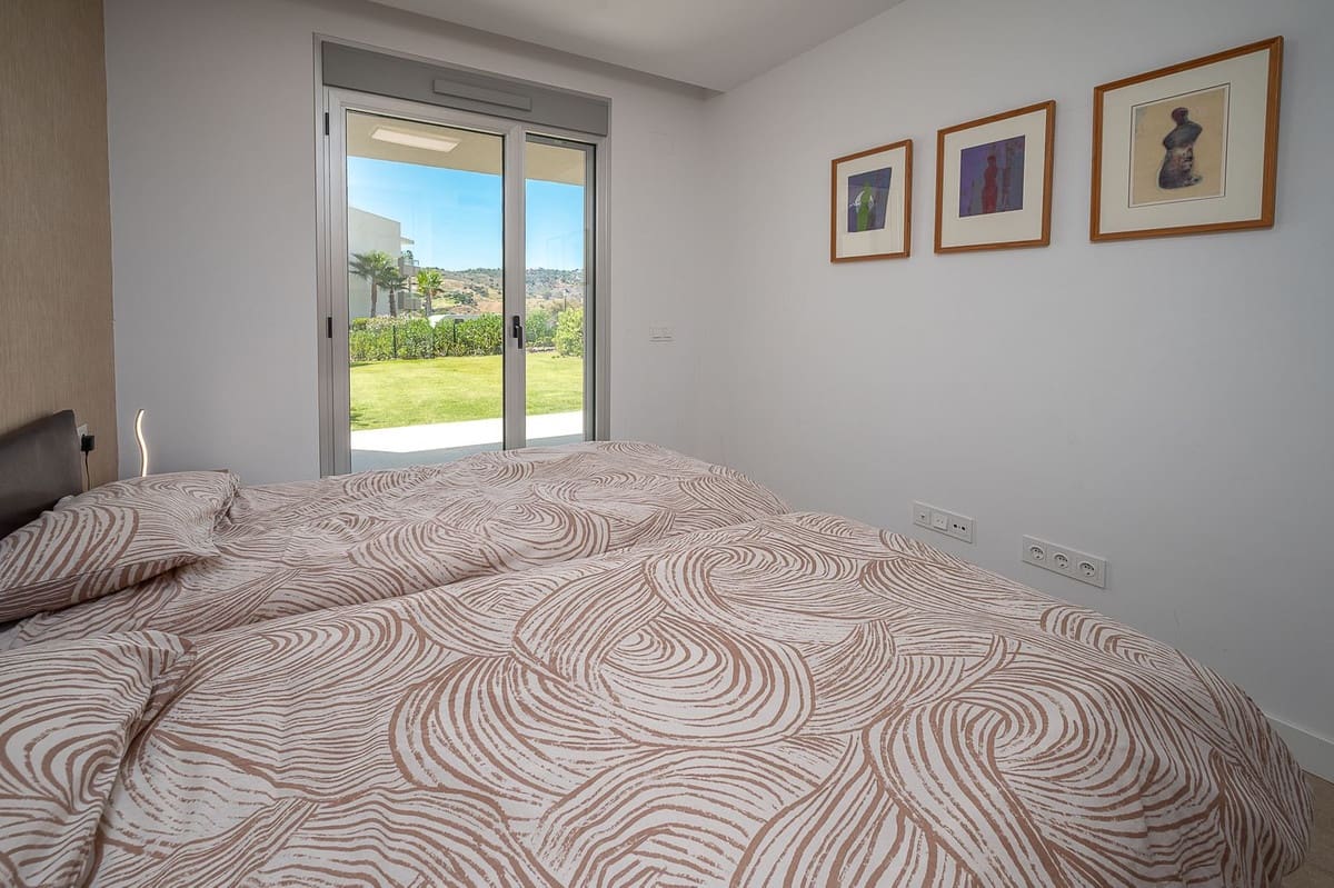 2 soveværelse Lejlighed til salg i La Cala Golf med swimmingpool garage - € 399.000 (Ref: 9223671)