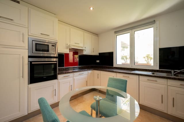 Apartamento de 2 habitaciones en Riviera del Sol, Mijas en venta con piscina garaje - 349.000 € (Ref: 9283109)