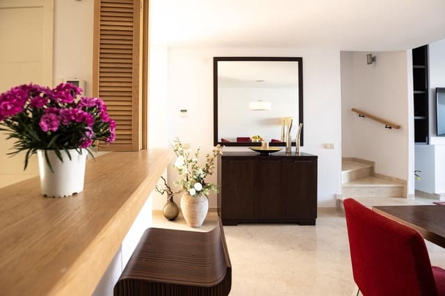 3 soverom Hus til leie i La Cala Golf, Mijas med svømmebasseng - € 2 850 (Ref: 9296166)