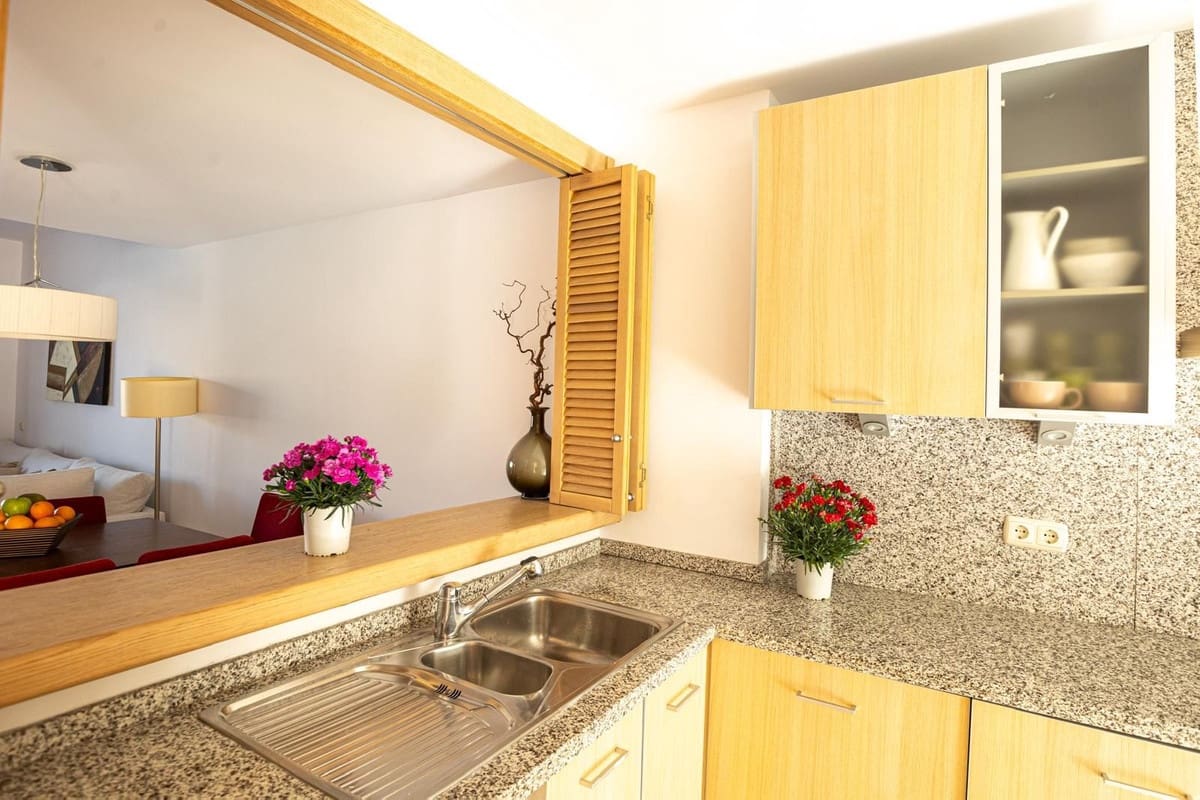 3 bedroom Townhouse for rent in La Cala Golf with pool - € 2,850 (Ref: 9296166)