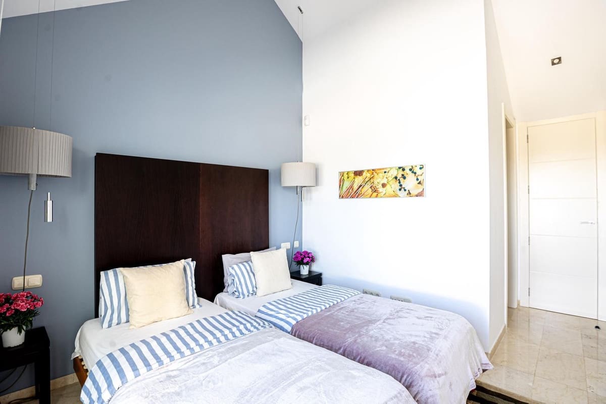 3 bedroom Townhouse for rent in La Cala Golf with pool - € 2,850 (Ref: 9296166)