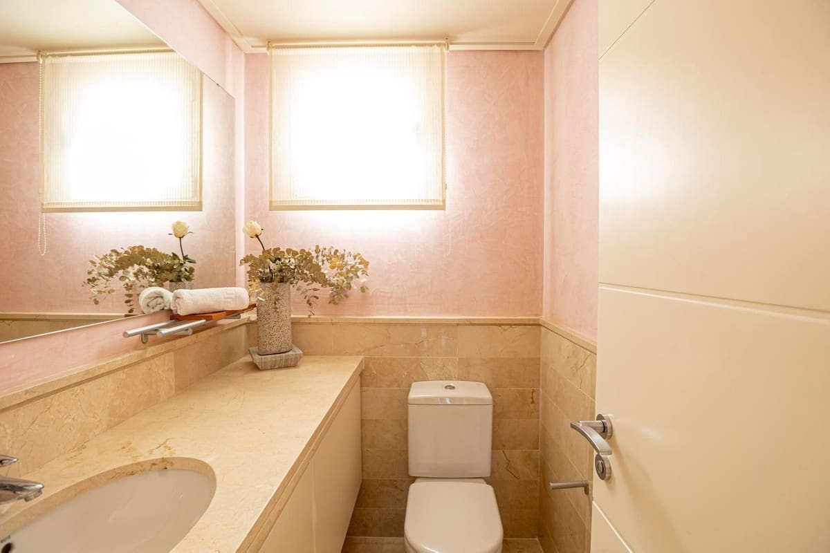 3 bedroom Townhouse for rent in La Cala Golf with pool - € 2,850 (Ref: 9296166)