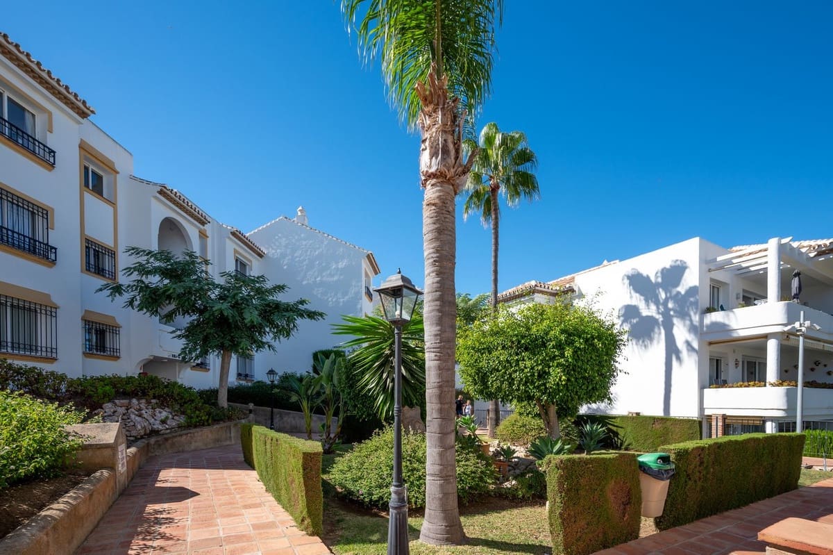 2 bedroom Apartment for sale in Mijas with pool - € 375,000 (Ref: 9324500)
