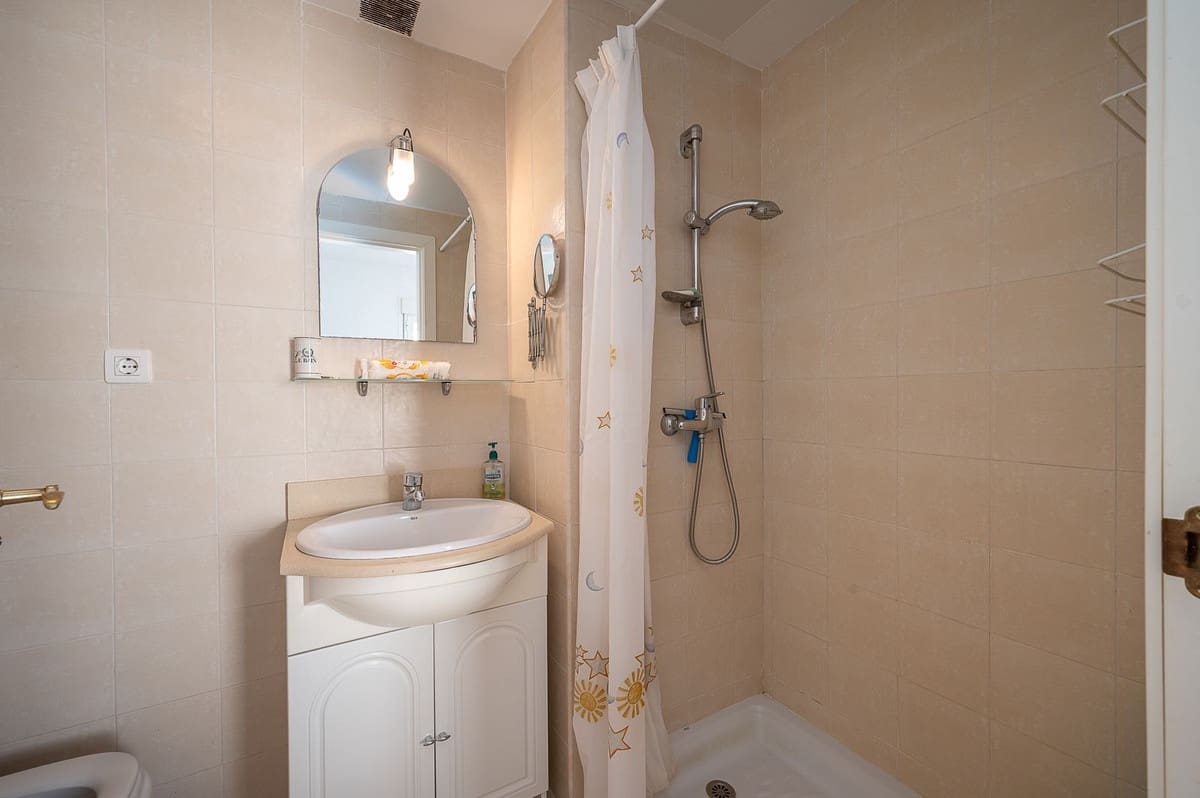 2 soverom Penthouse til salgs i Riviera del Sol med svømmebasseng garasje - € 348 500 (Ref: 9343516)