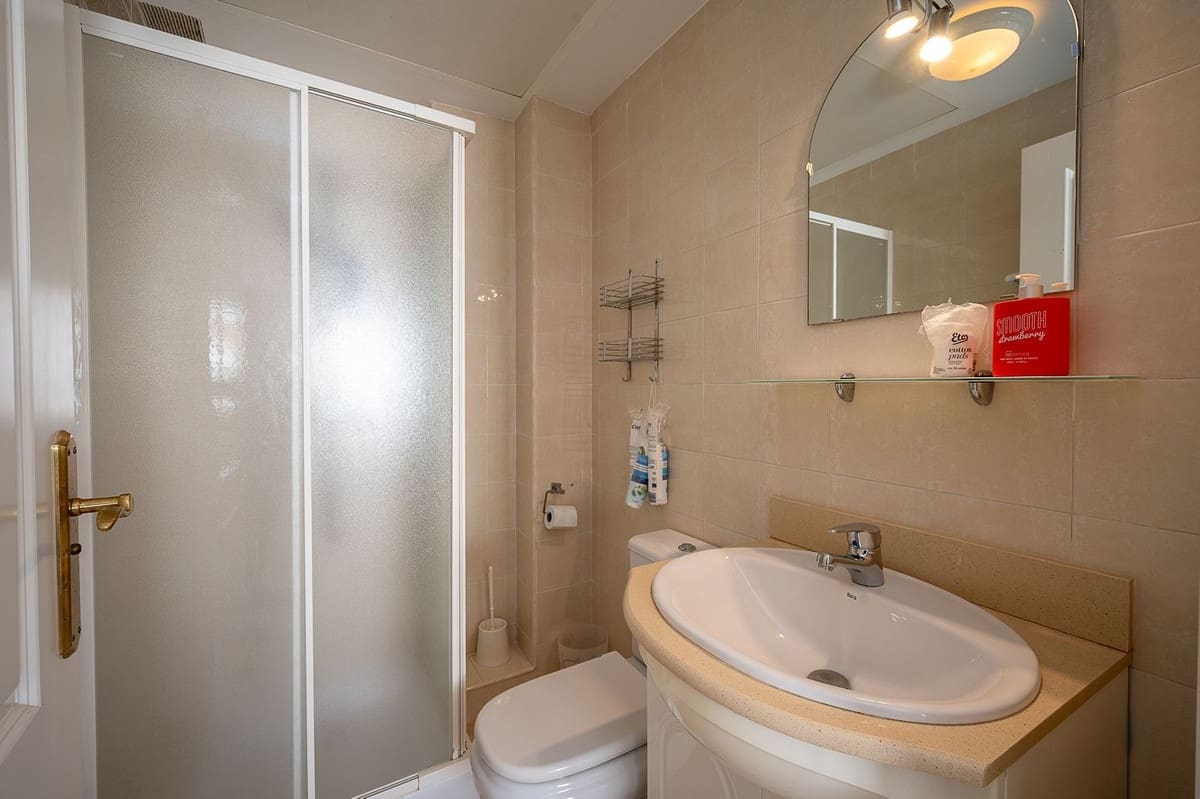 2 soverom Penthouse til salgs i Riviera del Sol med svømmebasseng garasje - € 348 500 (Ref: 9343516)