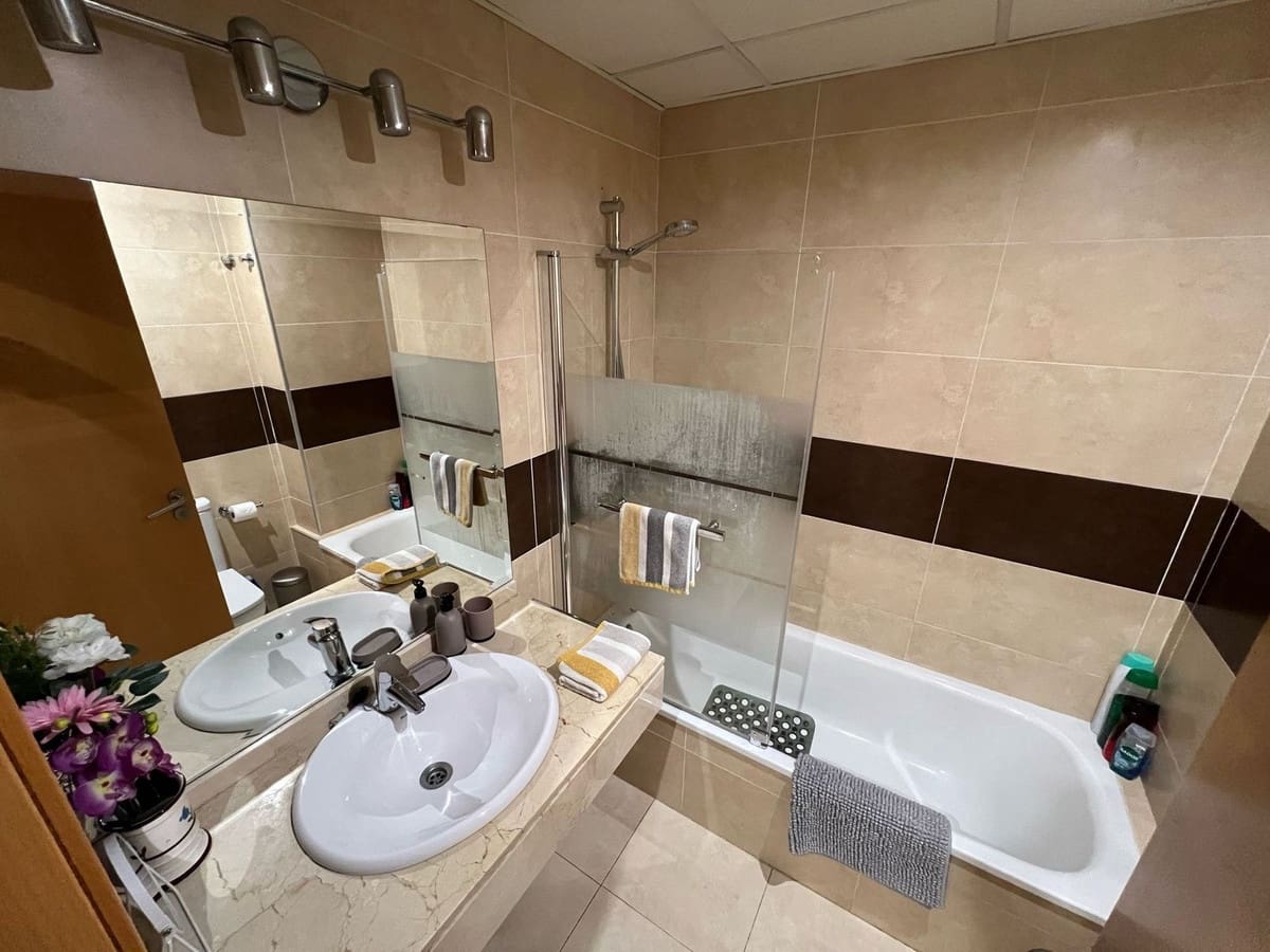 1 bedroom Apartment for rent in La Cala de Mijas with pool garage - € 1,200 (Ref: 9352483)