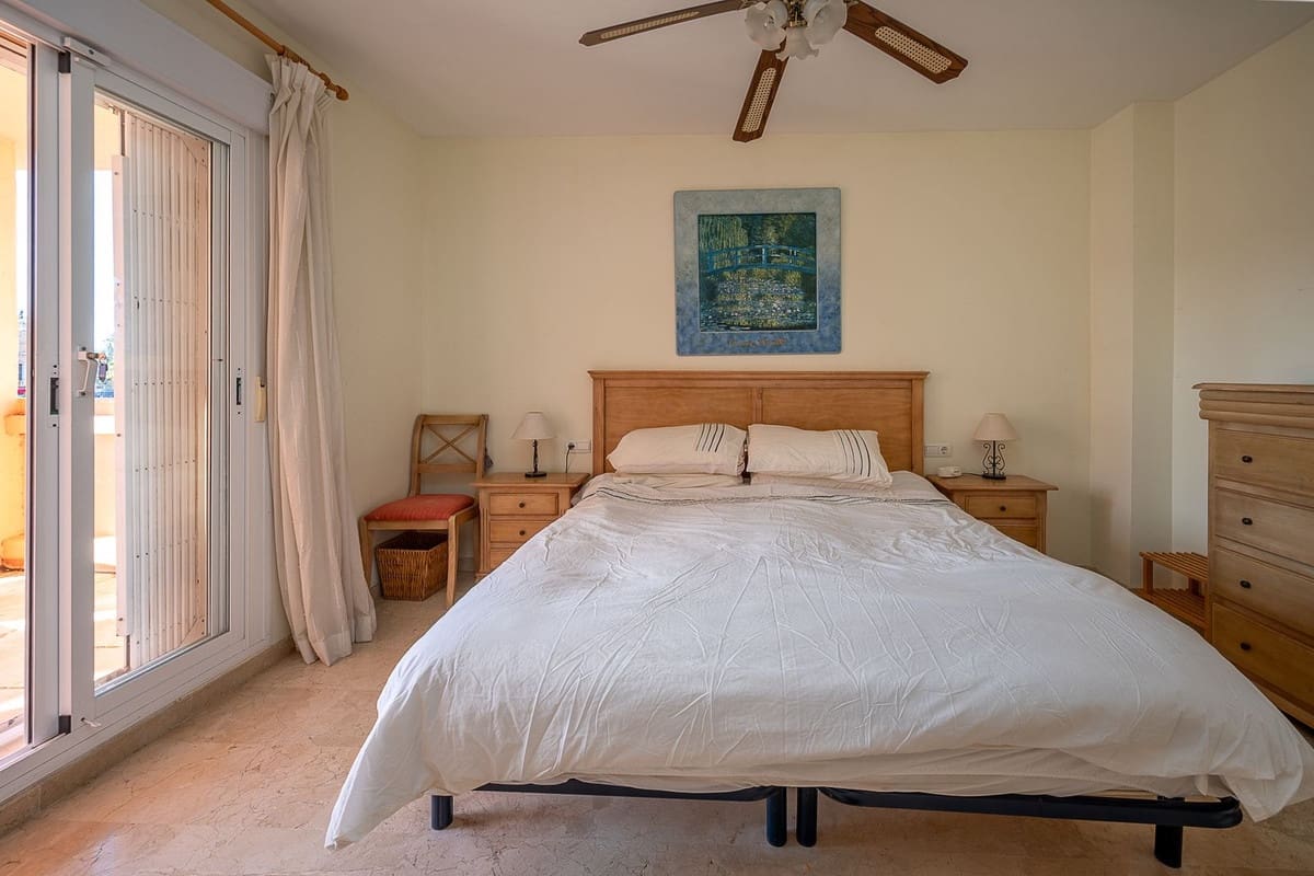 3 bedroom Apartment for sale in El Faro with garage - € 449,000 (Ref: 9412290)