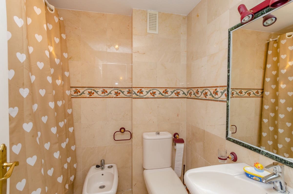 Apartamento de 2 habitaciones en La Cala de Mijas en venta con piscina garaje - 499.950 € (Ref: 9438772)