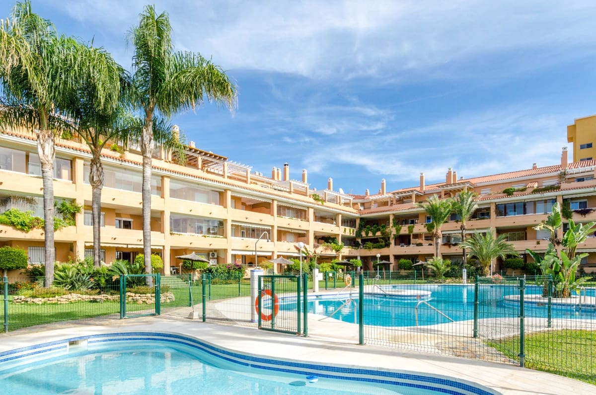 2 sovrum Lägenhet till salu i La Cala de Mijas med pool garage - 499 950 € (Ref: 9438772)