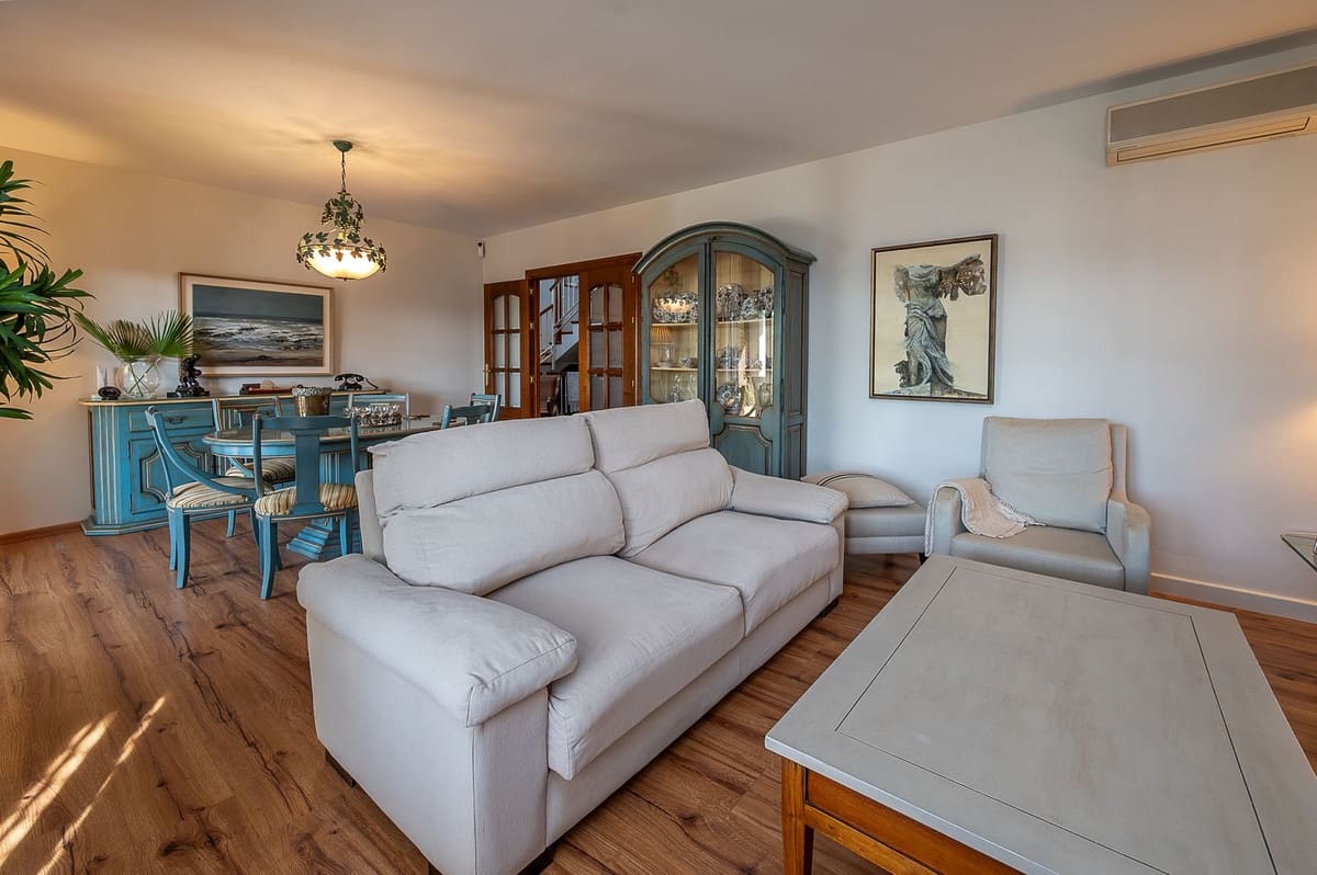 5 soveværelse Villa til salg i Mijas Golf med swimmingpool garage - € 1.150.000 (Ref: 9447255)