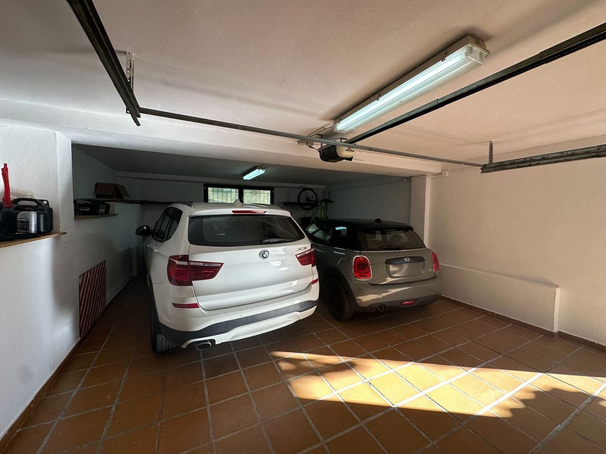 5 soveværelse Villa til salg i Mijas Golf med swimmingpool garage - € 1.150.000 (Ref: 9447255)