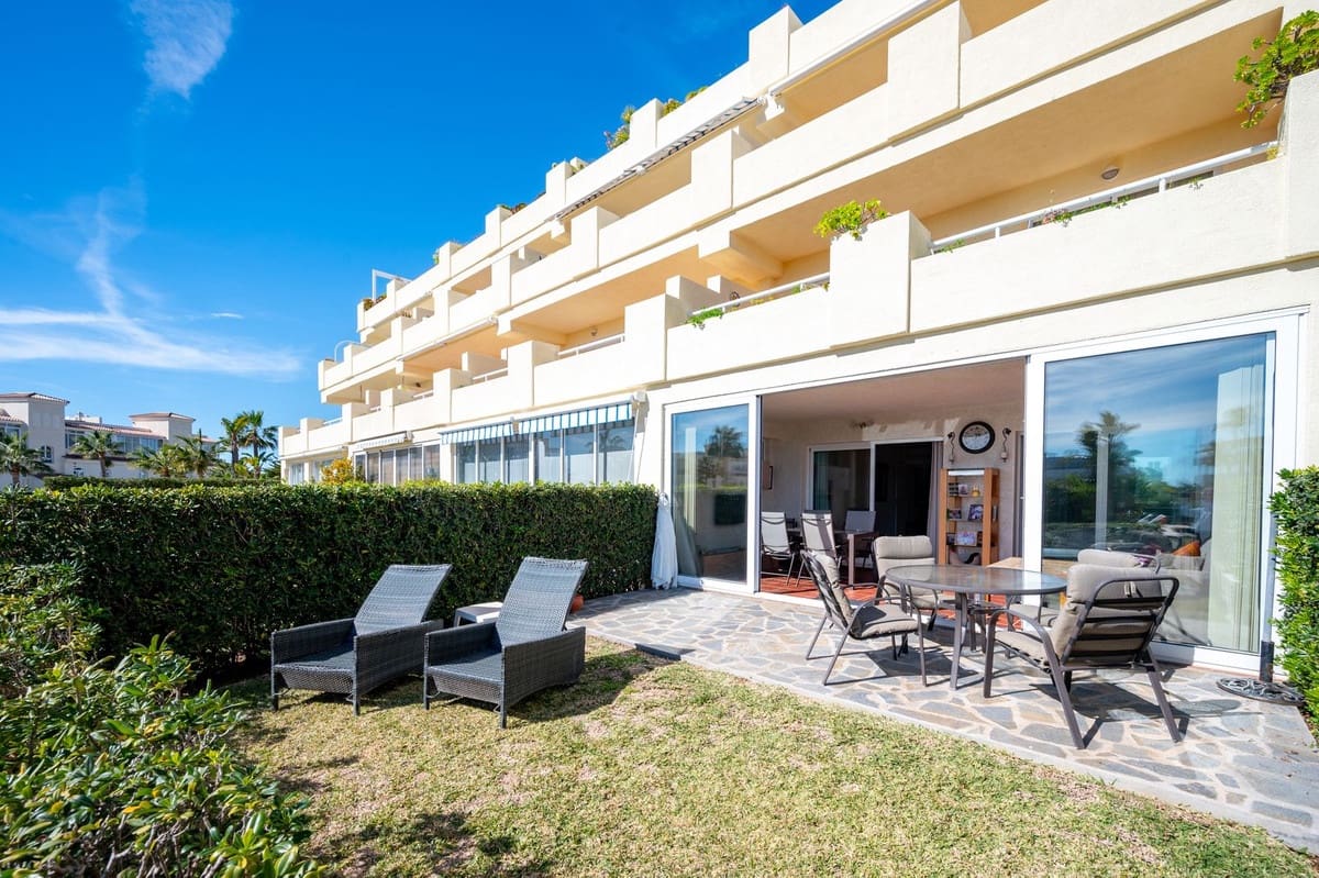 Apartamento de 2 habitaciones en Mijas Costa en venta con piscina garaje - 399.950 € (Ref: 9523078)