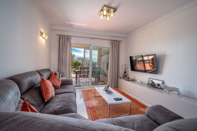 2 bedroom Apartment for sale in Mijas Costa, Mijas with pool garage - € 399,950 (Ref: 9523078)