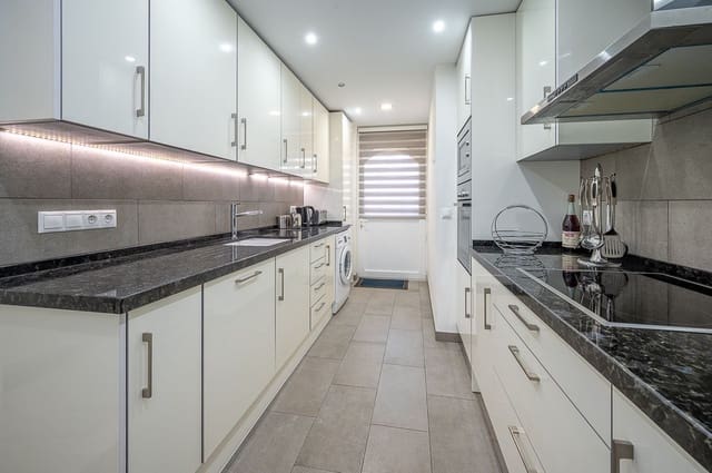 2 soveværelse Lejlighed til salg i Mijas Costa, Mijas med swimmingpool garage - € 399.950 (Ref: 9523078)