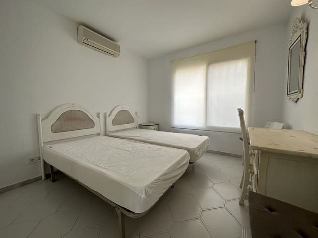 3 slaapkamer Appartement te huur in La Cala de Mijas, Mijas met zwembad - € 1.800 (Ref: 9610038)