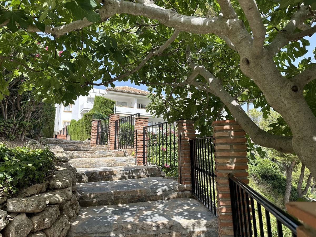 3 slaapkamer Appartement te huur in La Cala de Mijas met zwembad - € 1.800 (Ref: 9610038)