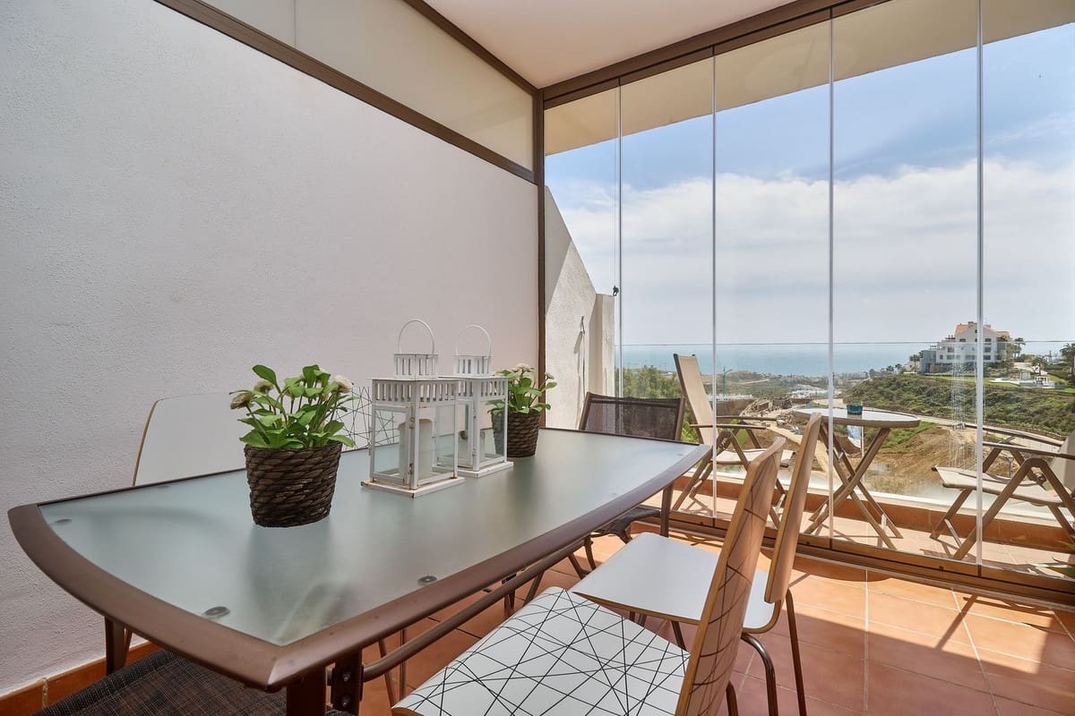 1 makuuhuone Huoneisto vuokrattavana paikassa La Cala de Mijas mukana uima-altaan 
autotalli - 1 300 € (Ref: 9614141)