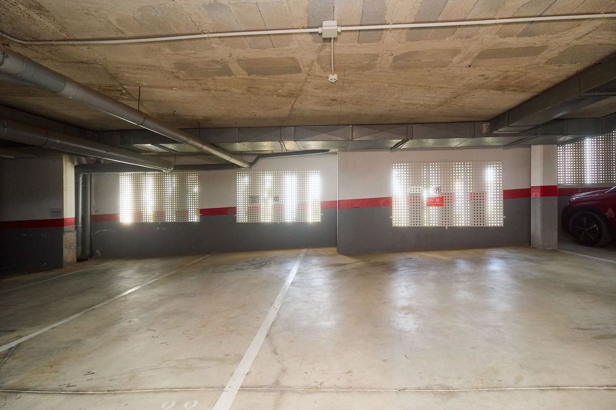 1 makuuhuone Huoneisto vuokrattavana paikassa La Cala de Mijas mukana uima-altaan 
autotalli - 1 300 € (Ref: 9614141)