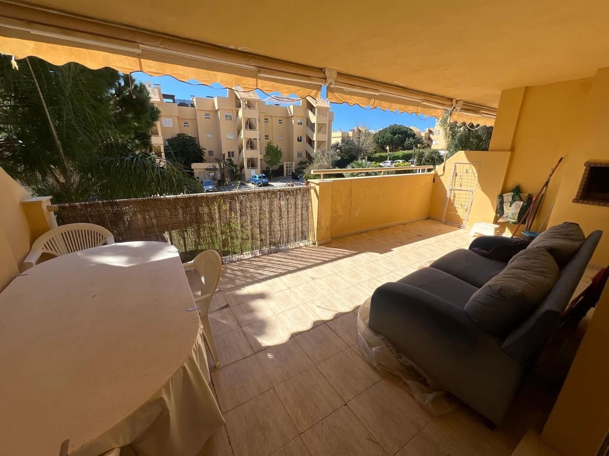 1 Zimmer Apartment zu vermieten in Calahonda mit Pool - 1.200 € (Ref: 9617902)