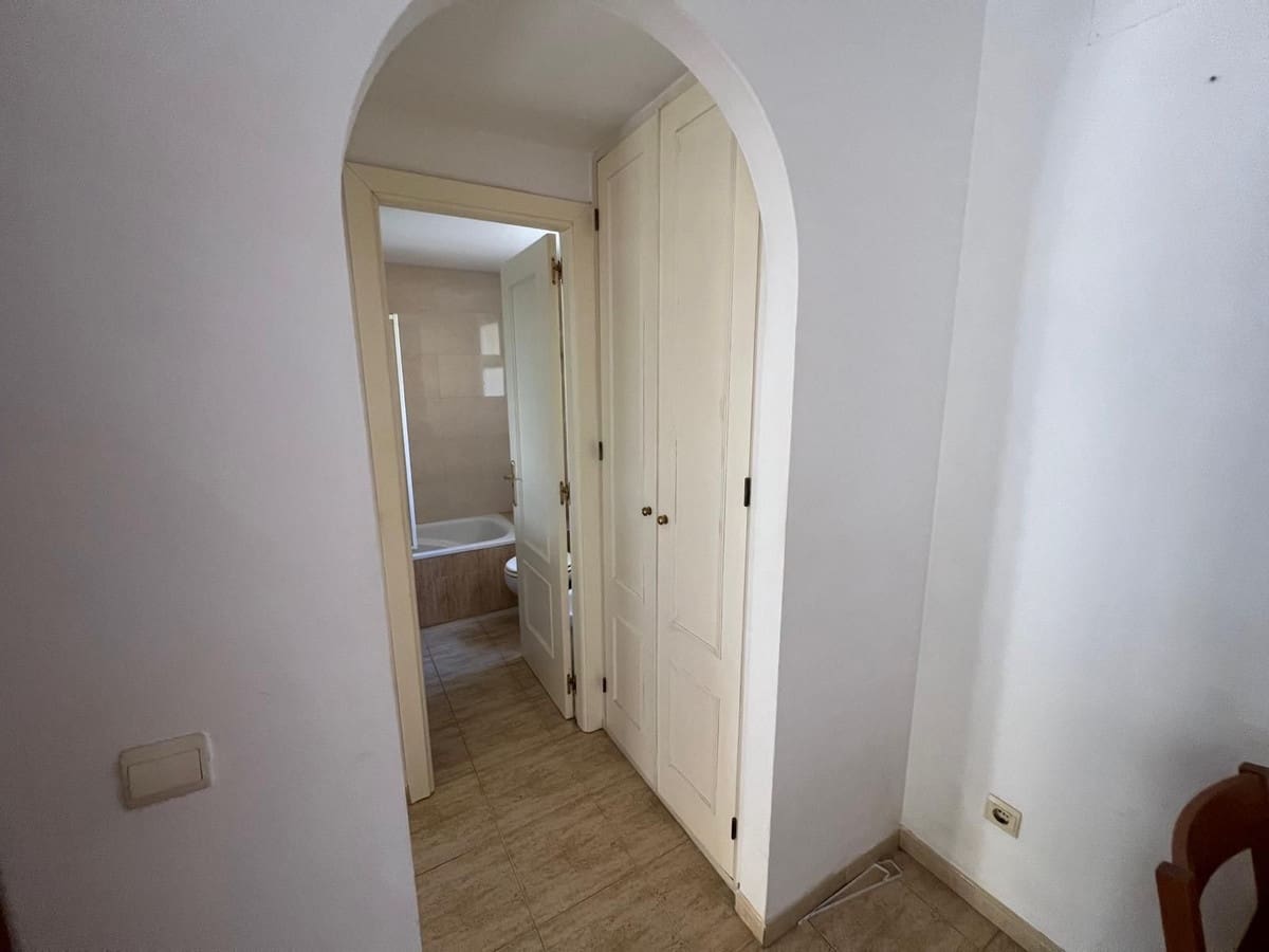 1 Zimmer Apartment zu vermieten in Calahonda mit Pool - 1.200 € (Ref: 9617902)