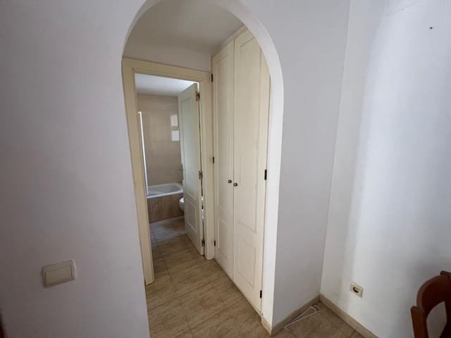 1 bedroom Apartment for rent in Calahonda, Mijas with pool - € 1,200 (Ref: 9617902)