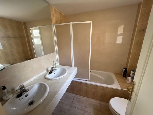 1 bedroom Apartment for rent in Calahonda, Mijas with pool - € 1,200 (Ref: 9617902)