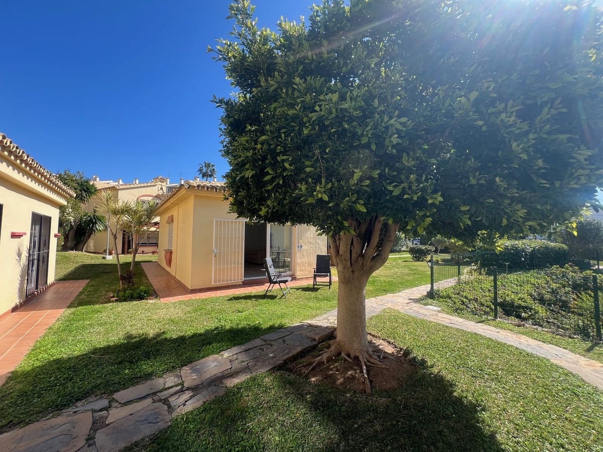 1 Zimmer Villa zu verkaufen in Riviera del Sol mit Garage - 275.000 € (Ref: 9679074)