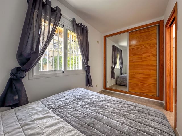 1 makuuhuone Huvila myytävänä paikassa Riviera del Sol, Mijas mukana 
autotalli - 239 000 € (Ref: 9679074)
