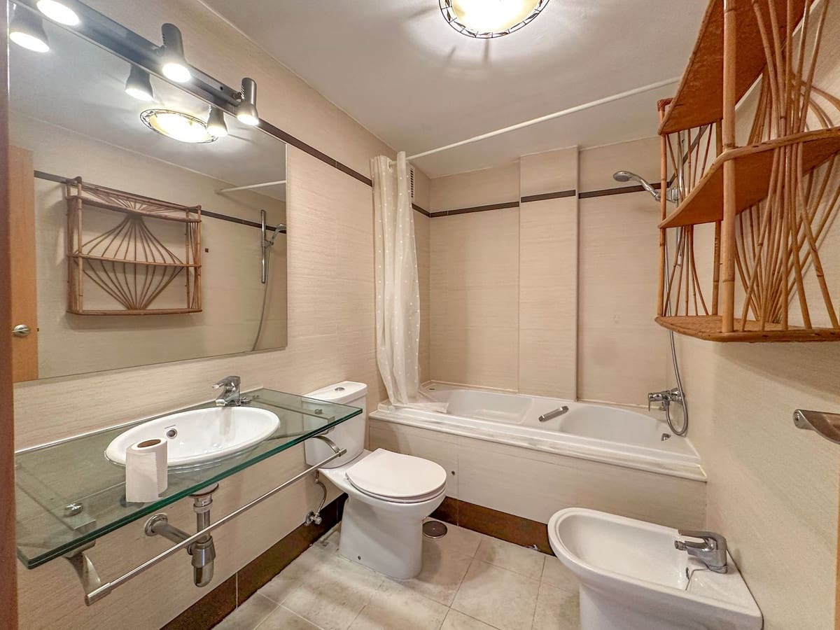 2 chambre Penthouse à vendre à La Cala de Mijas avec piscine garage - 399 950 € (Ref: 9681371)