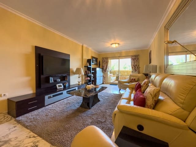 2 bedroom Apartment for sale in Mijas Costa, Mijas with pool garage - € 425,000 (Ref: 9685505)