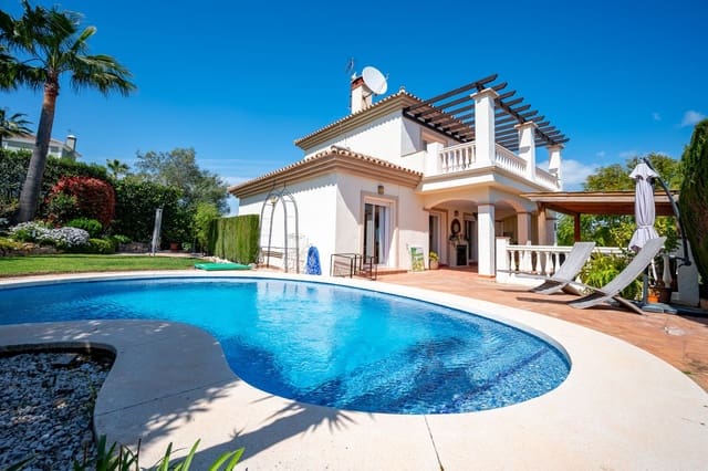 Chalet de 3 habitaciones en Coín en venta con piscina - 585.000 € (Ref: 9723574)