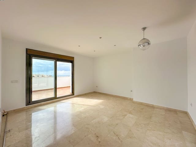 3 soverom Penthouse til leie i La Cala de Mijas, Mijas med svømmebasseng garasje - € 2 200 (Ref: 9802733)