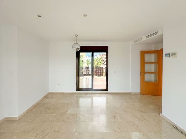 3 soverom Penthouse til leie i La Cala de Mijas, Mijas med svømmebasseng garasje - € 2 200 (Ref: 9802733)