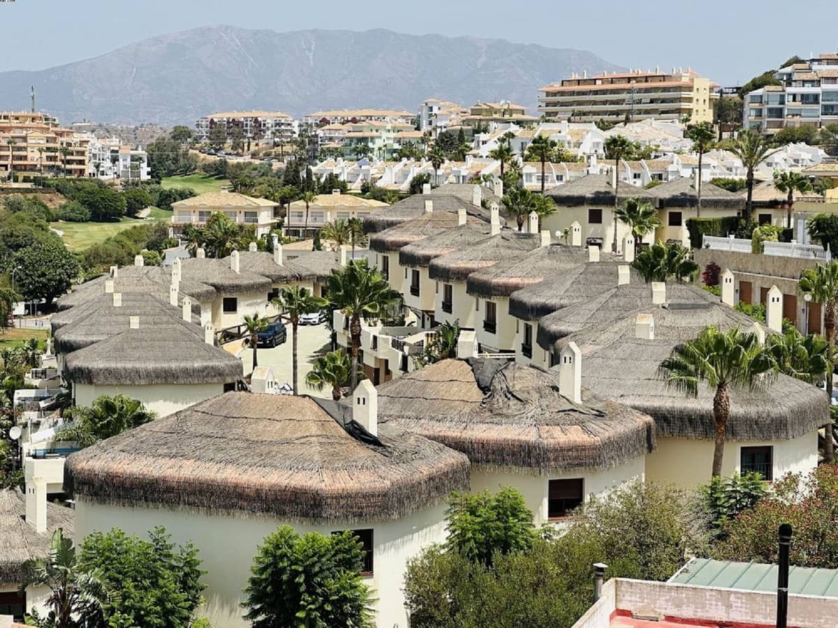 3 sovrum Villa till salu i Mijas med garage - 499 950 € (Ref: 9813574)