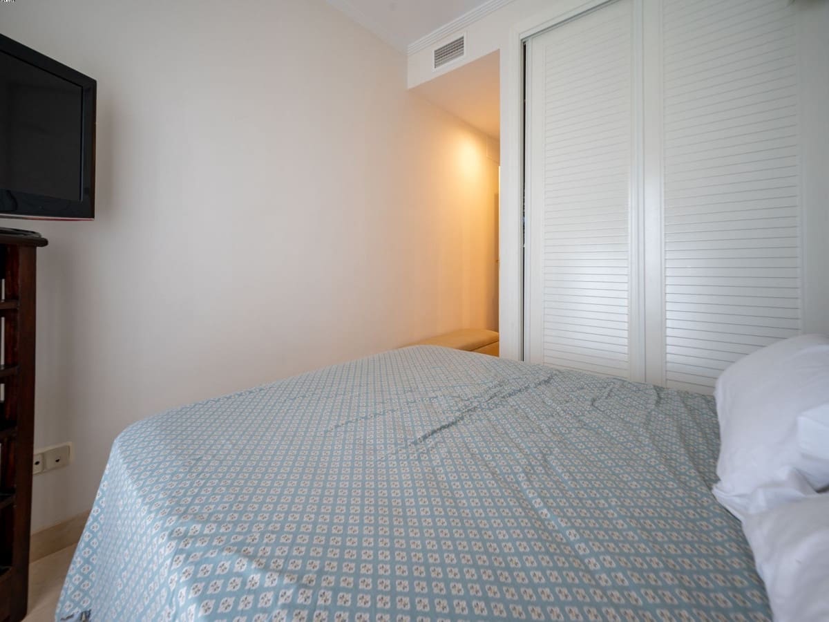 3 sypialnia Apartament do wynajęcia w La Cala de Mijas z basenem garażem - 1 600 € (Ref: 9821260)