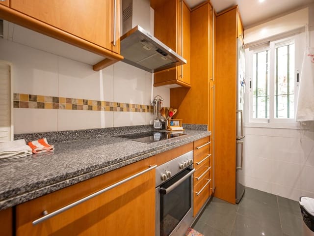 3 sypialnia Apartament do wynajęcia w La Cala de Mijas, Mijas z basenem garażem - 1 600 € (Ref: 9821260)