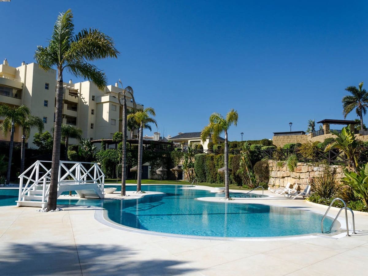 Appartement de 2 chambres à louer à Puerto de la Torre avec garage - 1 800 € (Ref: 9847766)