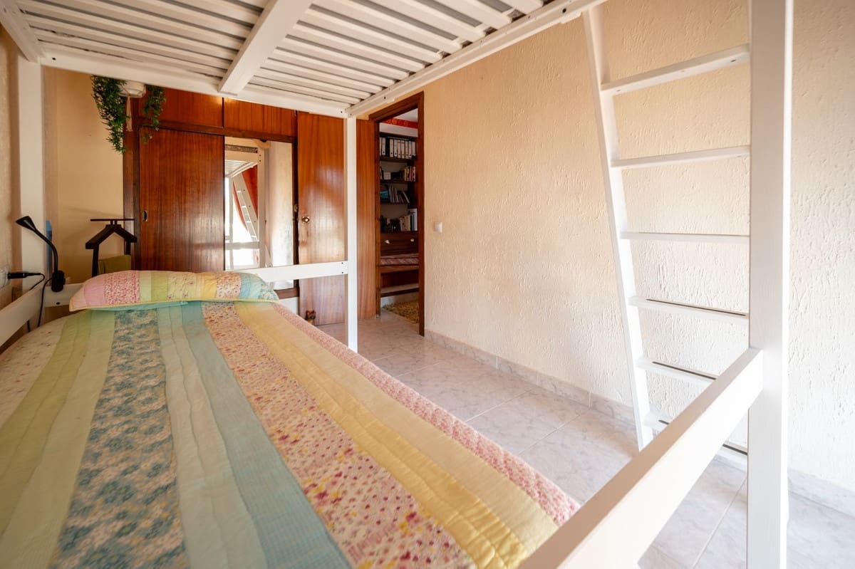 3 soveværelse Villa til salg i La Cala de Mijas med swimmingpool - € 889.950 (Ref: 9872191)