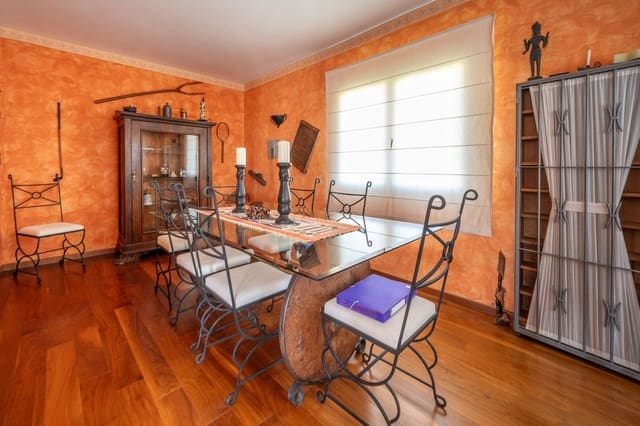 3 soveværelse Villa til salg i La Cala de Mijas, Mijas med swimmingpool - € 889.950 (Ref: 9872191)