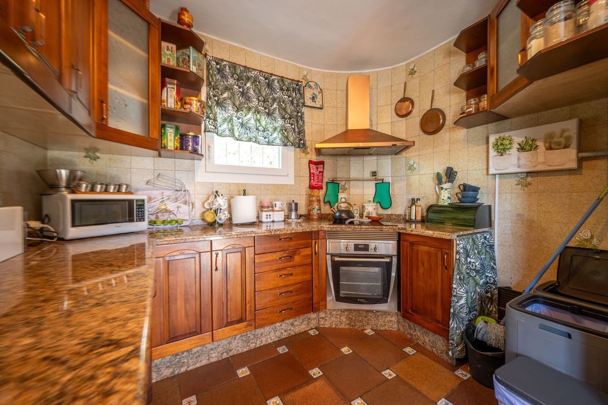 3 soveværelse Villa til salg i La Cala de Mijas med swimmingpool - € 889.950 (Ref: 9872191)