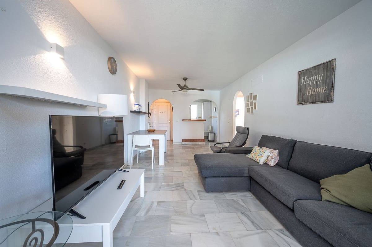 2 makuuhuone Huoneisto myytävänä paikassa La Cala de Mijas mukana uima-altaan 
autotalli - 499 000 € (Ref: 9889482)