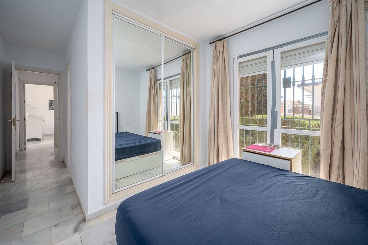2 makuuhuone Huoneisto myytävänä paikassa La Cala de Mijas mukana uima-altaan 
autotalli - 499 000 € (Ref: 9889482)